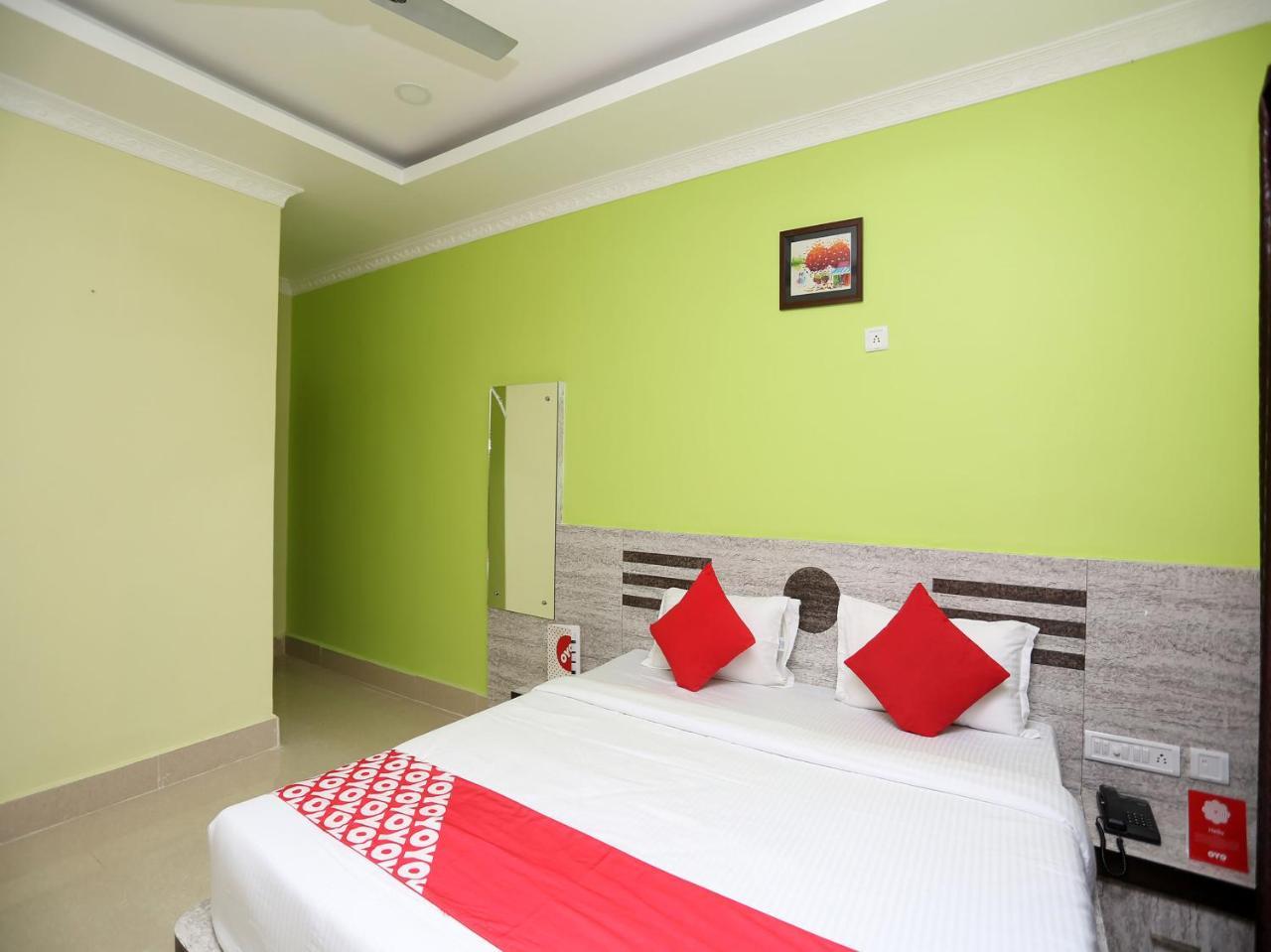 Oyo 24317 Aditya Guest House 3 Bhubaneswar Luaran gambar